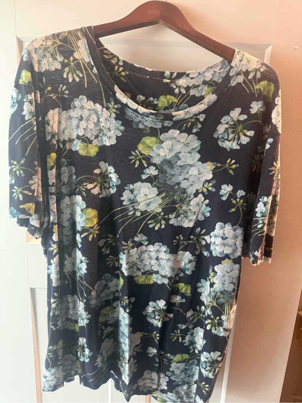 Gucci Navy Blue Floral Short Sleeve Tee